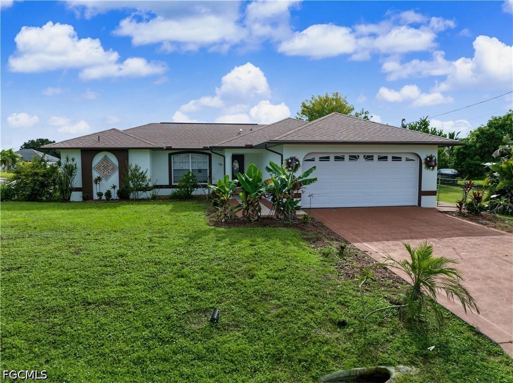 806 Felix Ave., Lehigh Acres, FL