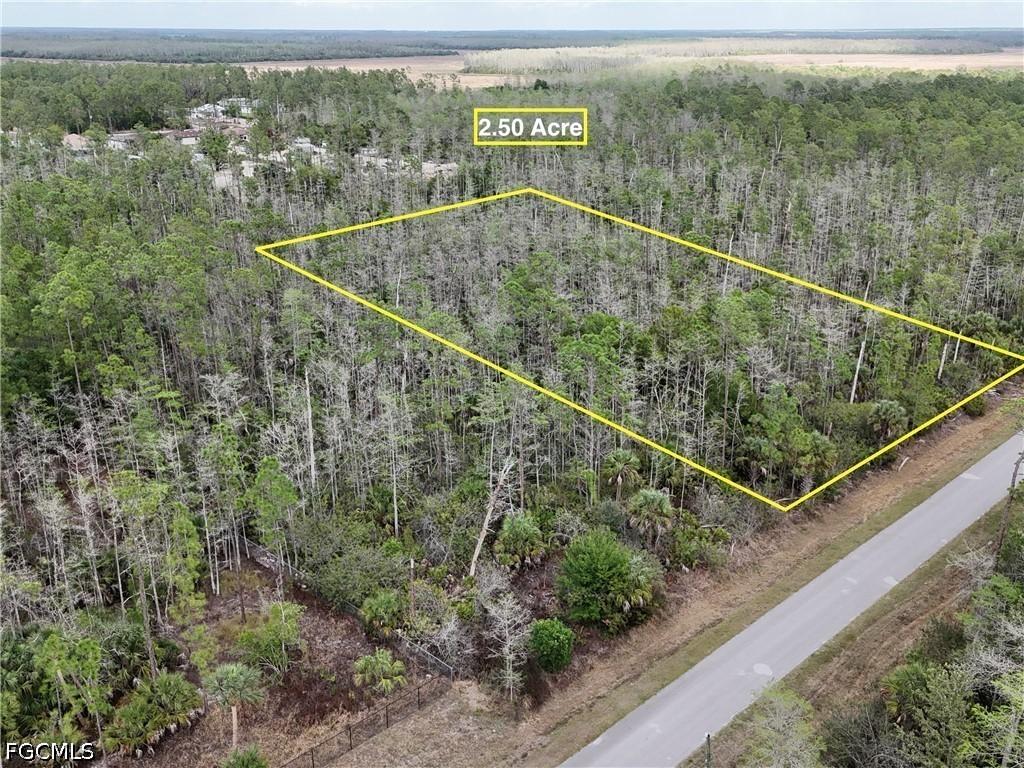 4671 2nd Ave., Naples, FL 34117