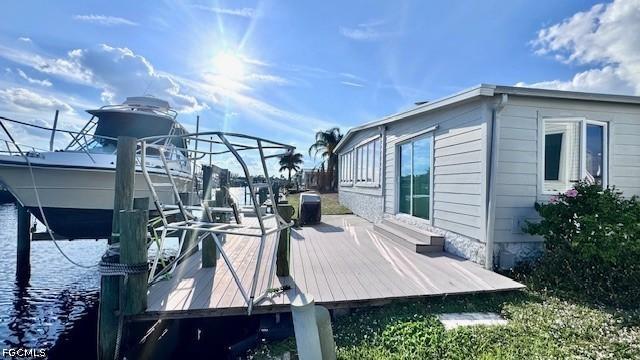 5545 Sir Walter Way, North Fort Myers, FL 33917