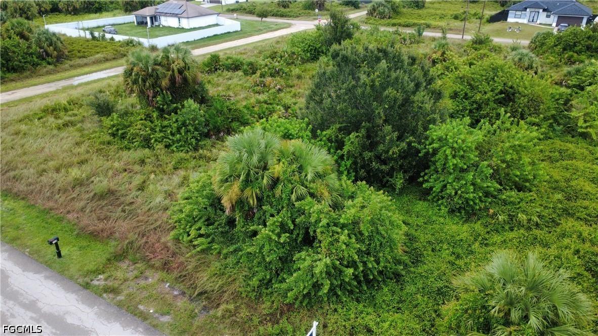 739 Cardinal St., Lehigh Acres, FL 33974