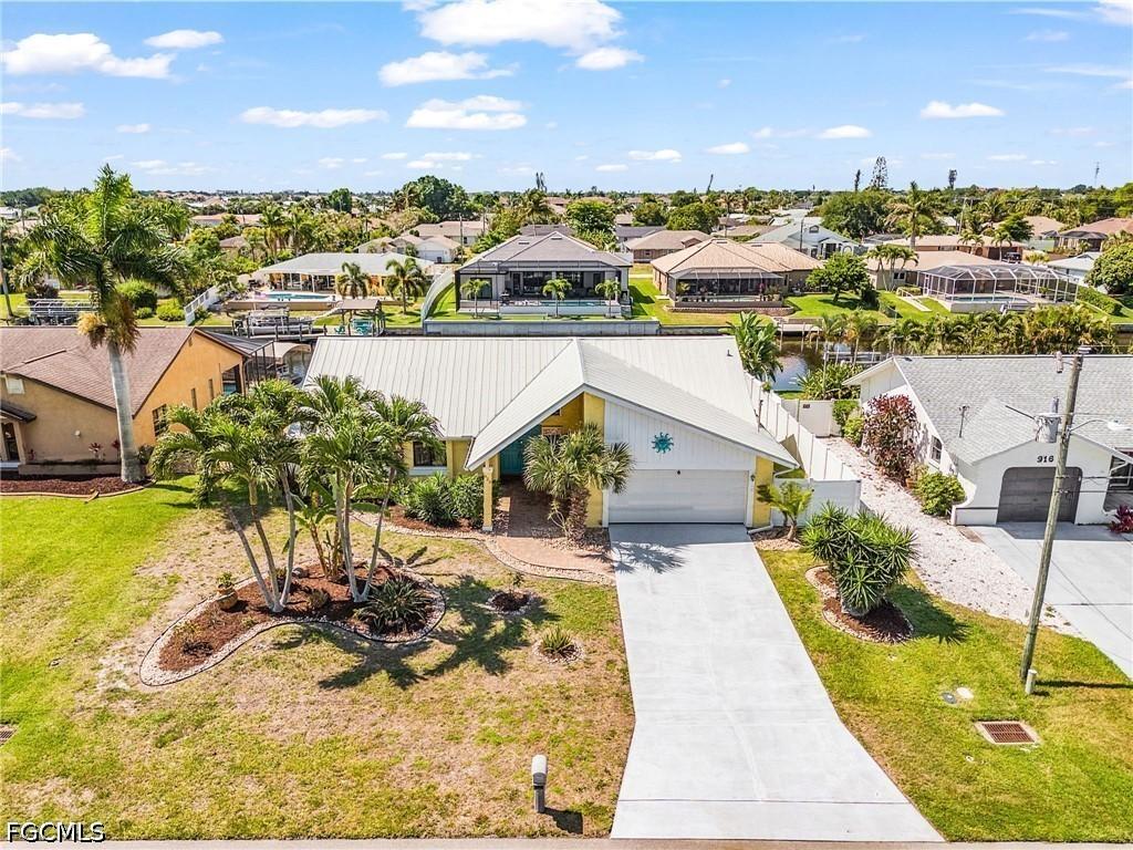 920 SE 33rd St., Cape Coral, FL 33904