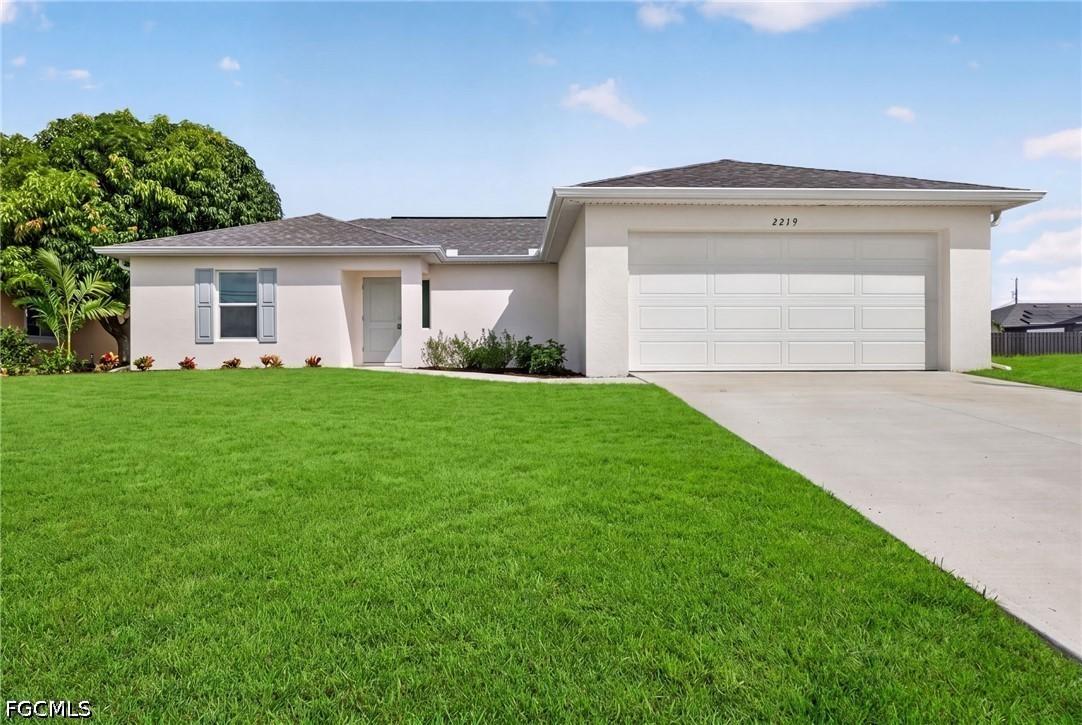 2219 NW 25th Ter., Cape Coral, FL 33993