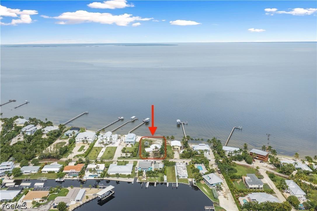 7760 Bocilla Ln., Bokeelia, FL 33922