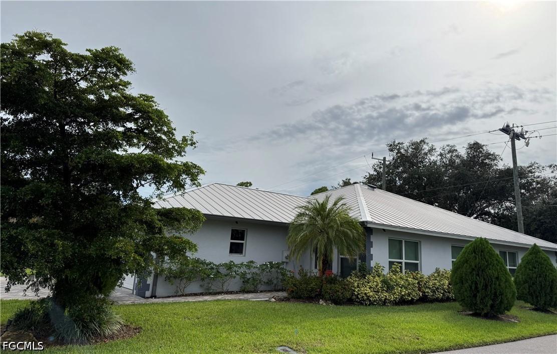 204 Village Cir., Labelle, FL 33935