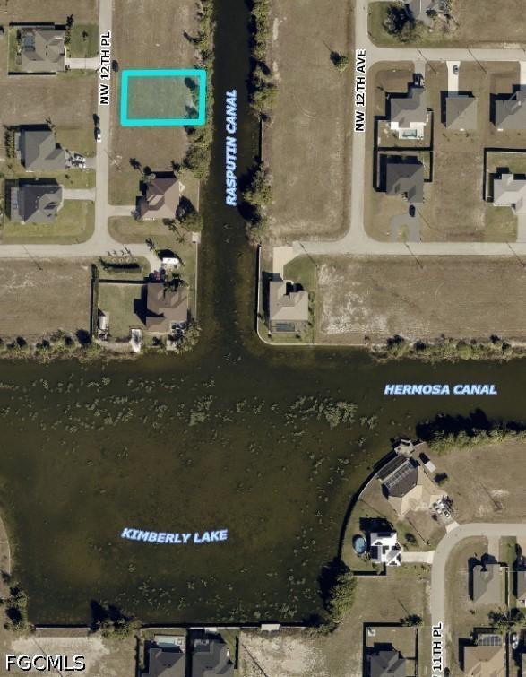 909 NW 12th Pl., Cape Coral, FL 33993