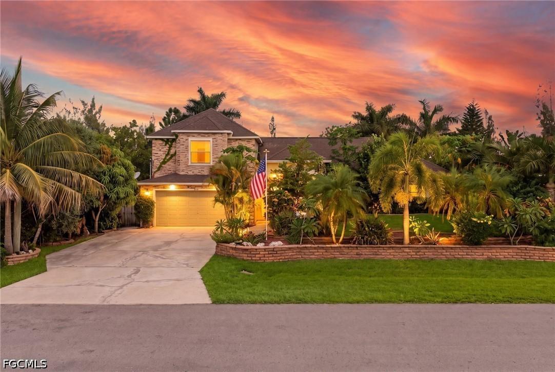 2129 NE 35th Ter., Cape Coral, FL 33909