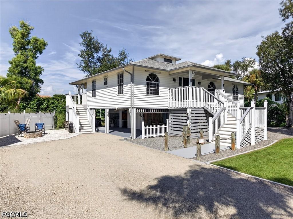 13370 Almond Dr., Fort Myers, FL 33908