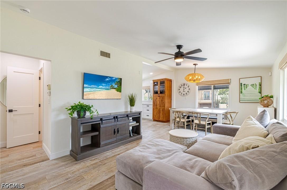 139 Coconut Dr., Fort Myers Beach, FL 33931