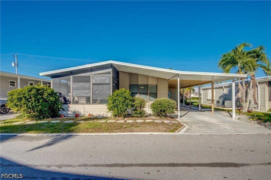 7205 Drum Dr., St James City, FL 33956