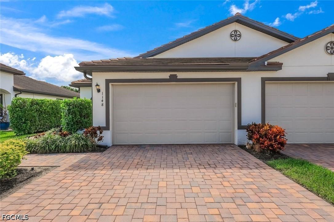1148 S Town And River Dr., Fort Myers, FL 33919