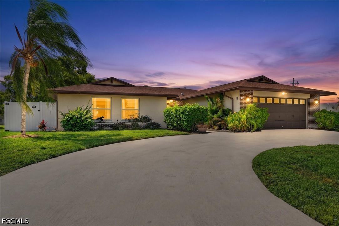 726 SW 51st Ter., Cape Coral, FL 33914
