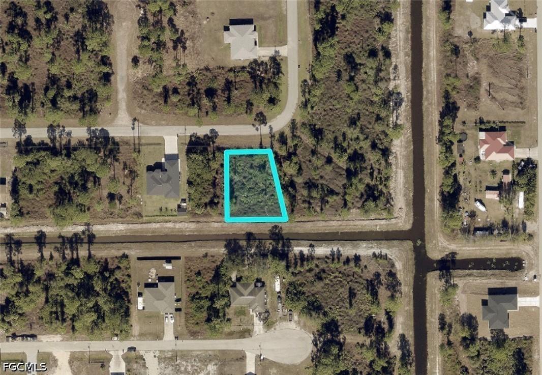 1054 Pine Cove Dr., Lehigh Acres, FL 33936