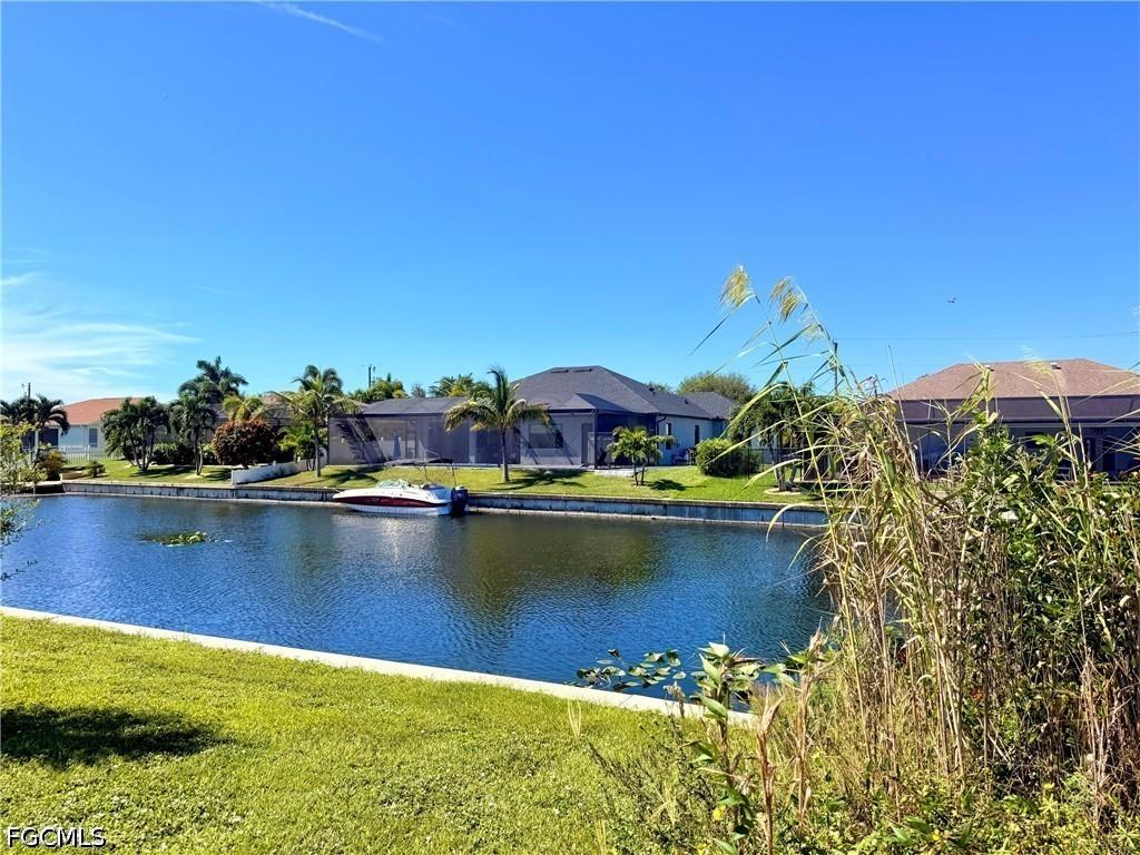 1330 SW Santa Barbara Pl., Cape Coral, FL 33991
