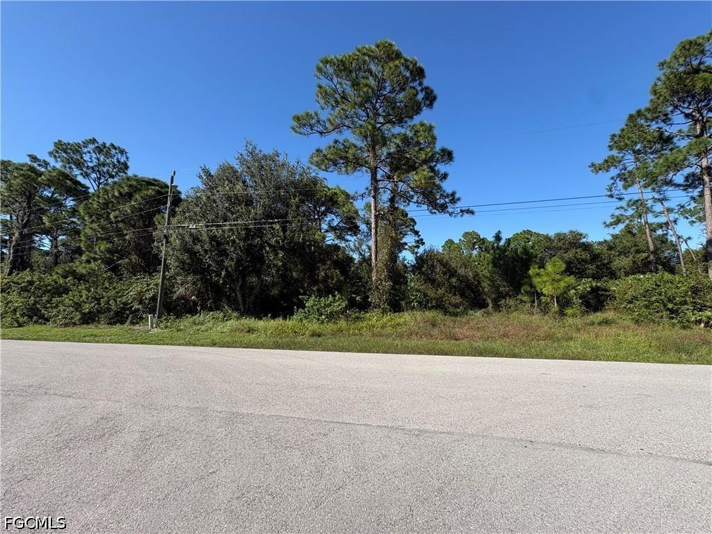 839 Cadis St., Lehigh Acres, FL 33974