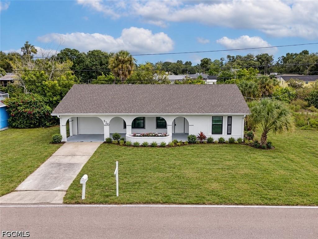 1570 Inverness St., Port Charlotte, FL 33952