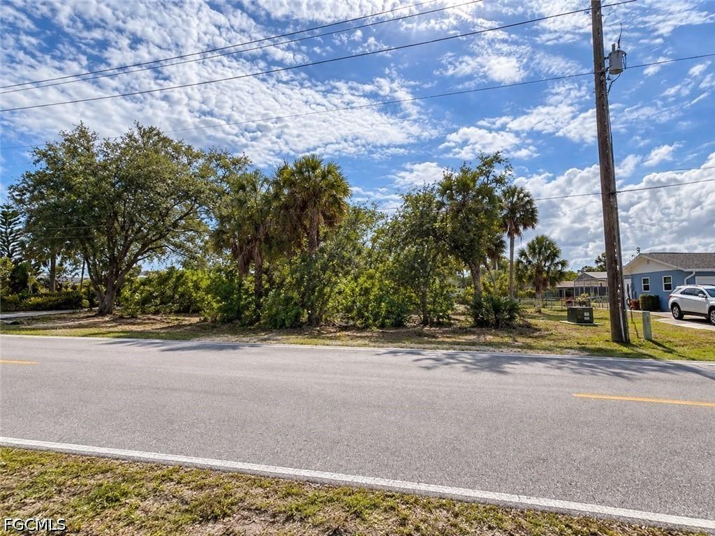 21516 Winlock Ave., Port Charlotte, FL 33952