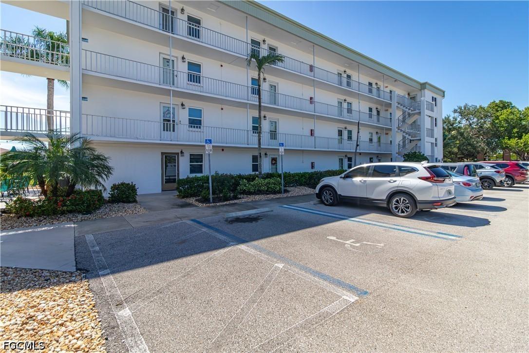 1580 Pine Valley Dr. #414, Fort Myers, FL 33907