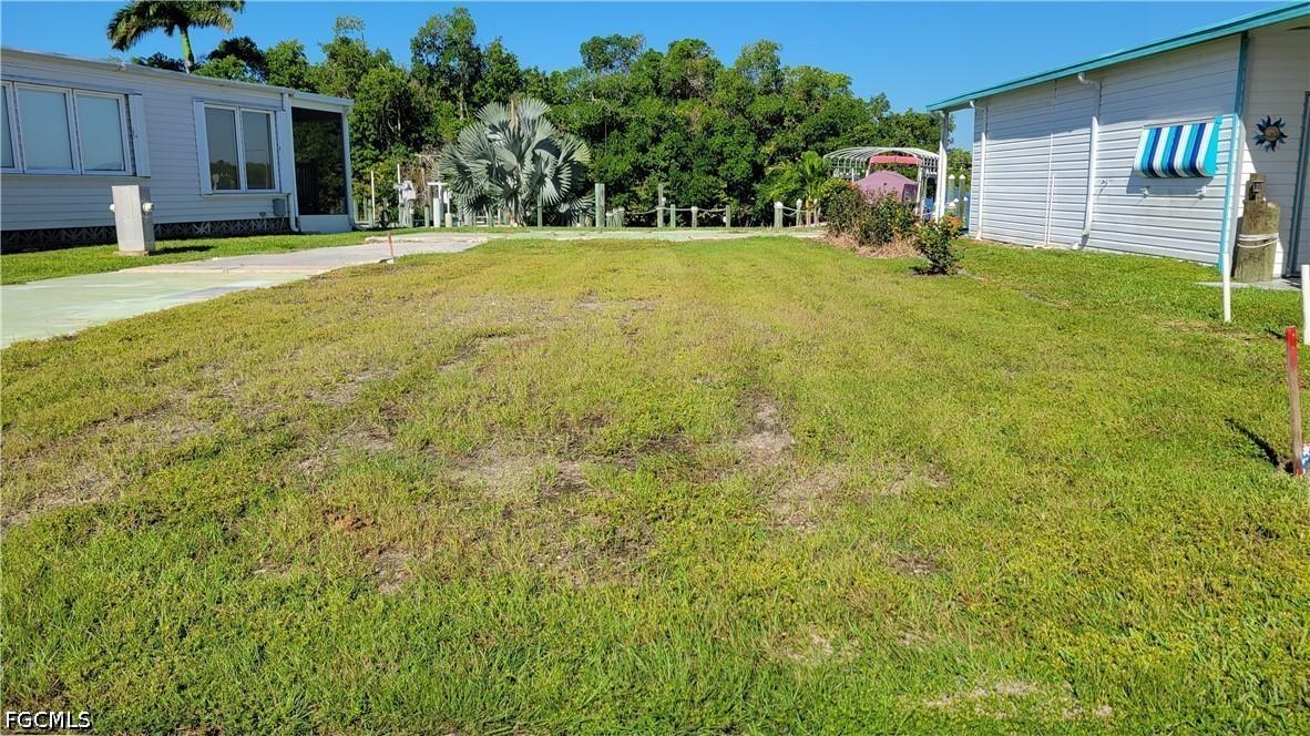 336 Shoreland Dr., Fort Myers, FL 33905