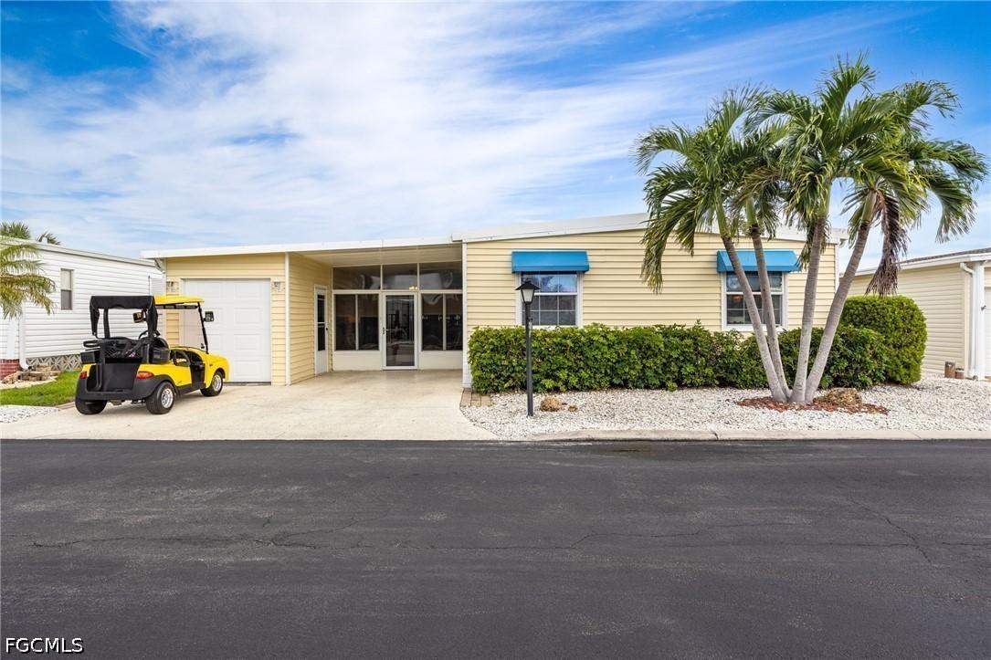 277 Boros Dr., North Fort Myers, FL 33903