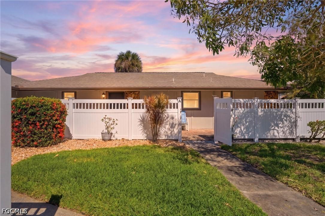 4289 Island Cir. #1, Fort Myers, FL 33919