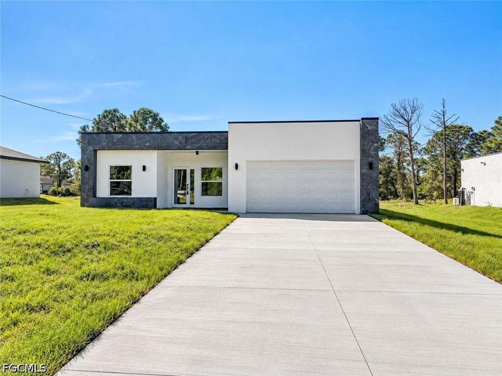 2903 43rd St., Lehigh Acres, FL 33971