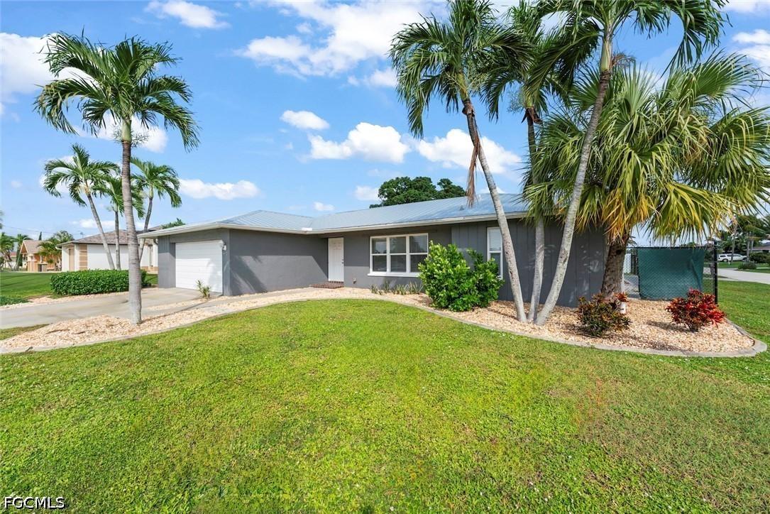 4472 Coronado Pkwy., Cape Coral, FL 33904