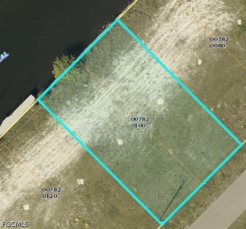 1020 SE 13th Ave., Cape Coral, FL 33990