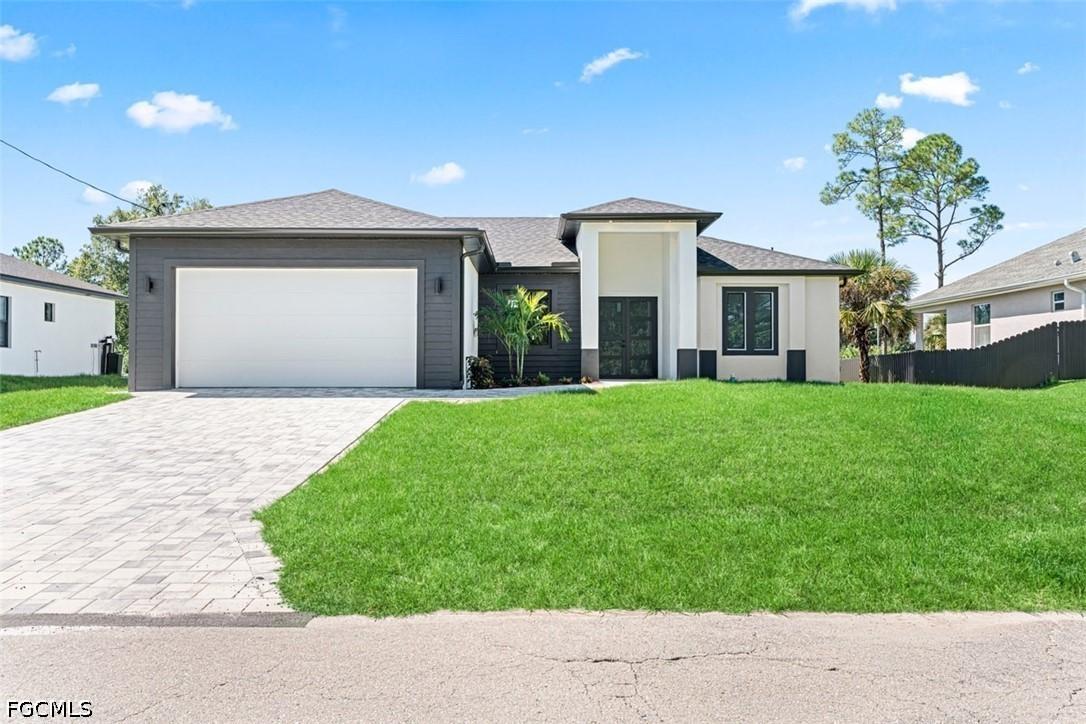2905 Hanna Ave., Lehigh Acres, FL 33971