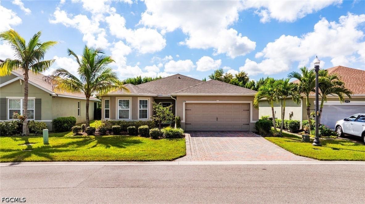 2156 Pigeon Plum Way, North Fort Myers, FL 33917