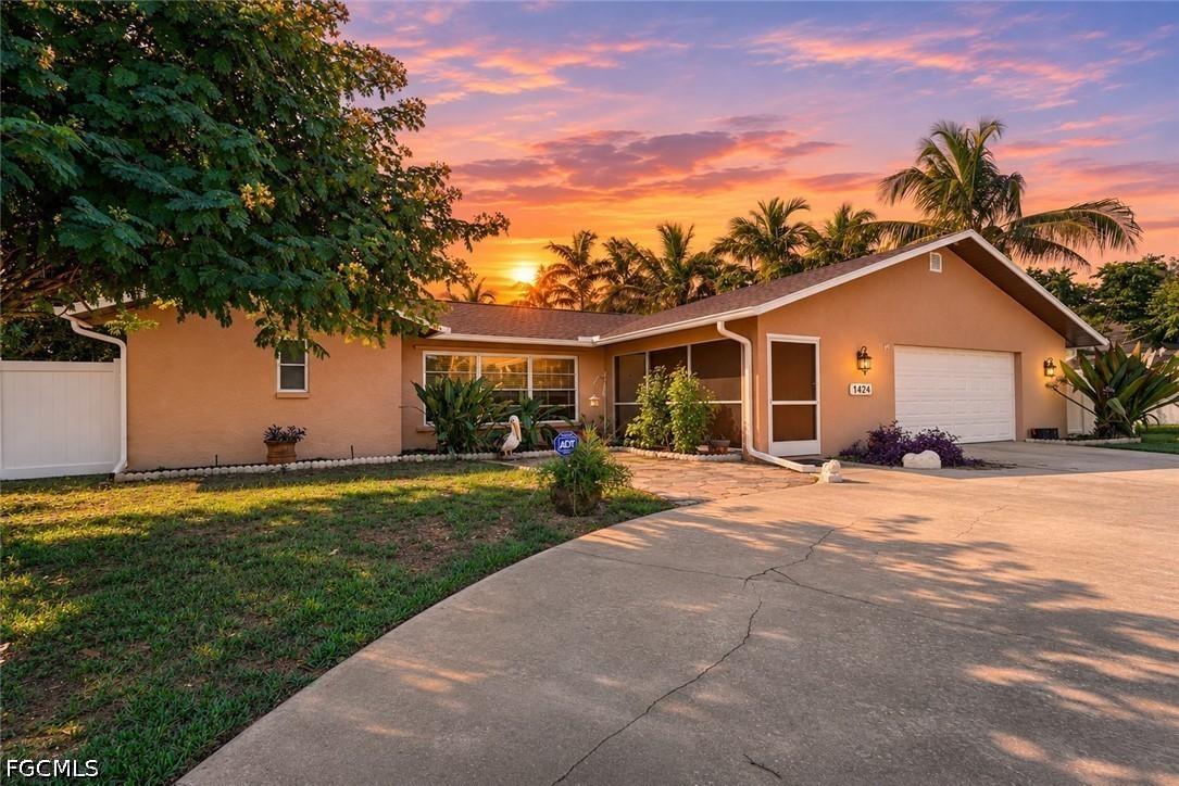 1424 SE 27th Ter., Cape Coral, FL 33904