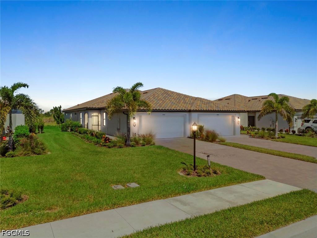 19540 Hinkley Dr., Estero, FL 33928