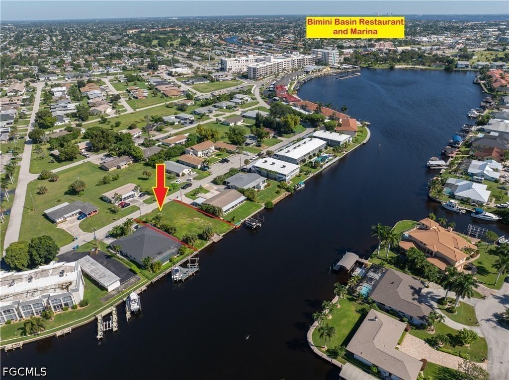 312 Tudor Dr., Cape Coral, FL 33904