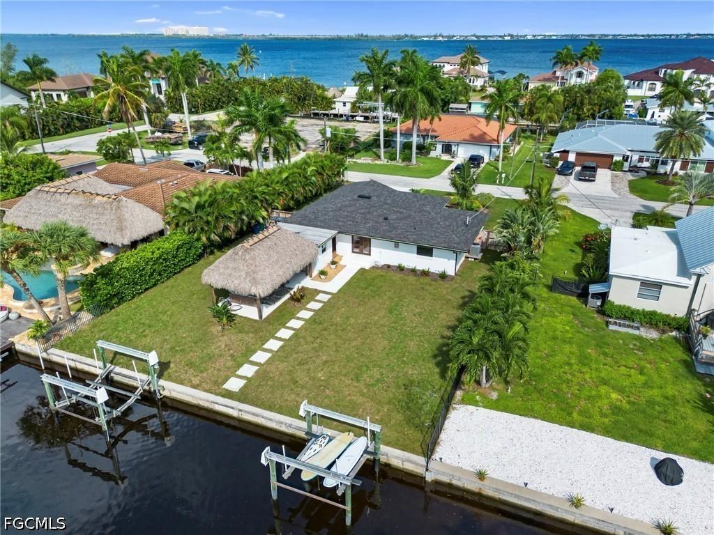 12755 Brewster Dr., Fort Myers, FL 33908