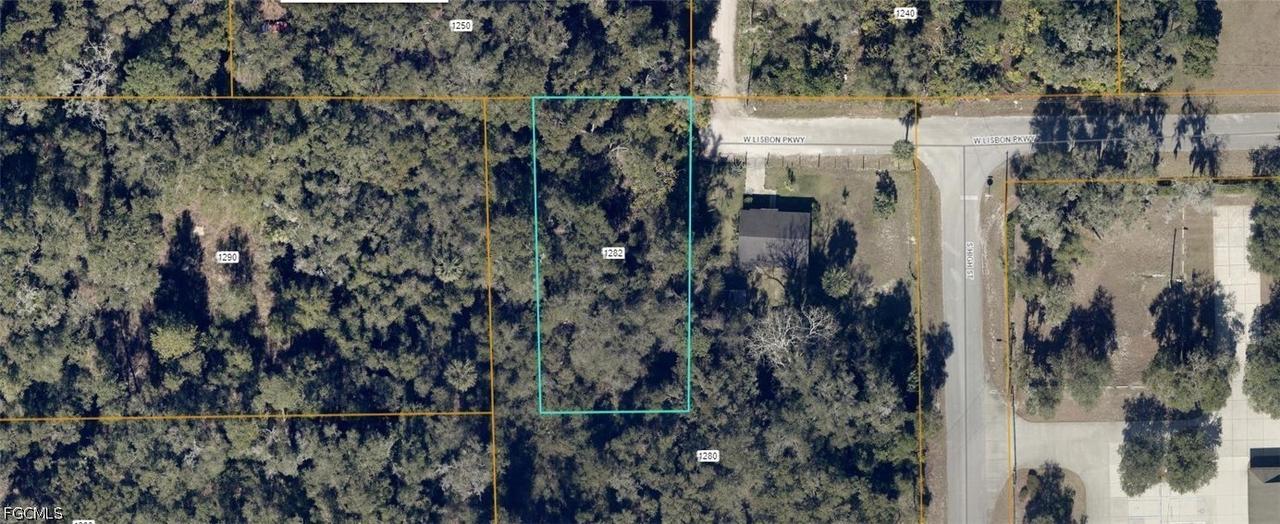 811 W Lisbon Pkwy., Deland, FL 32720