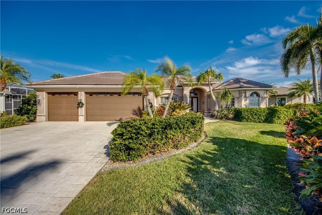 5605 Merlyn Ln., Cape Coral, FL 33914