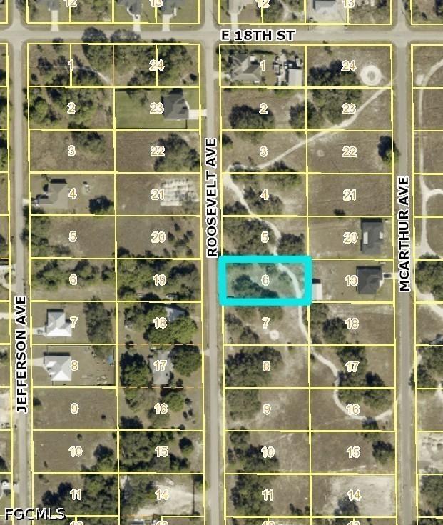 1712 Roosevelt Ave., Lehigh Acres, FL 33972