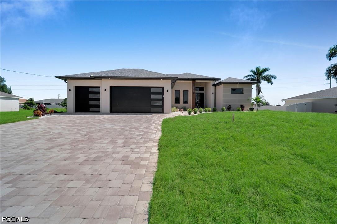 1029 NW 24th Pl., Cape Coral, FL 33993