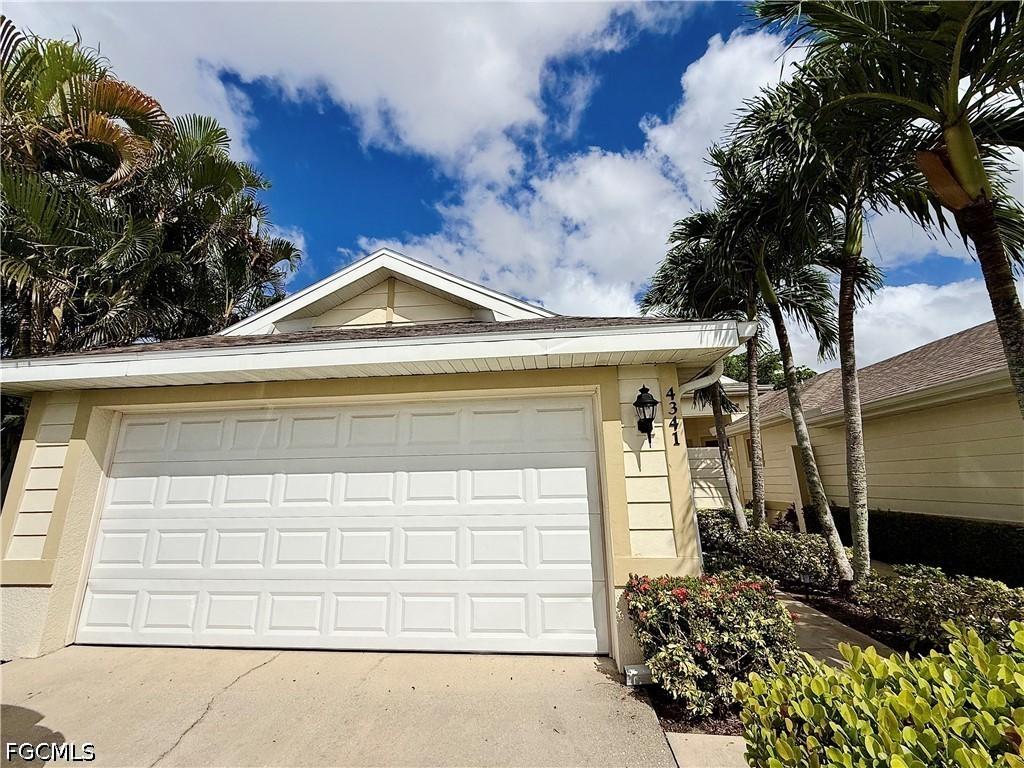 4341 Avian Ave., Fort Myers, FL 33916