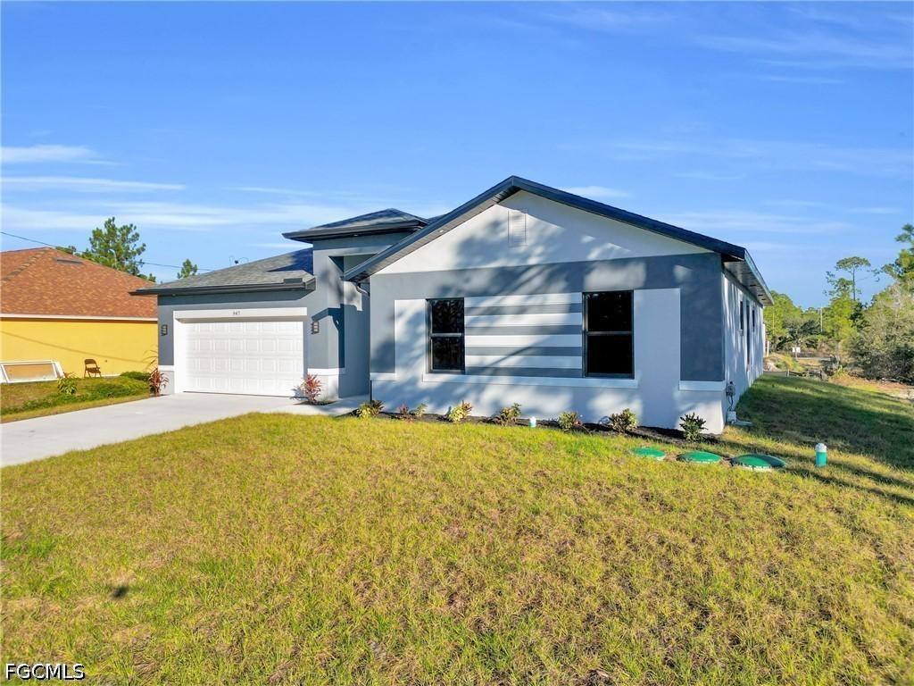839 Gulf Ln., Lehigh Acres, FL 33974