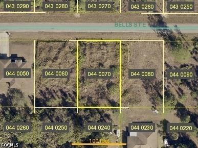 1042 Bells St., Lehigh Acres, FL 33974