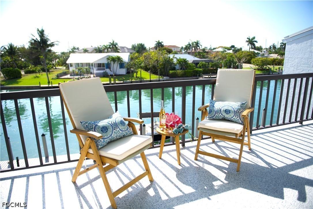 1250 Tennisplace Ct. #B32, Sanibel, FL 33957