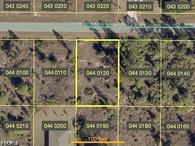 1052 Bells St., Lehigh Acres, FL 33974