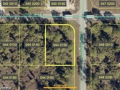 1058 Bells St., Lehigh Acres, FL 33974