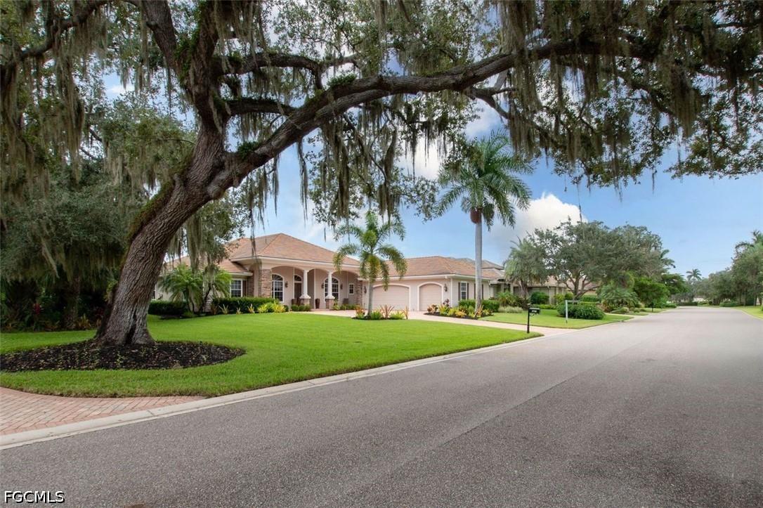 3750 Mossy Oak Dr., Fort Myers, FL 33905