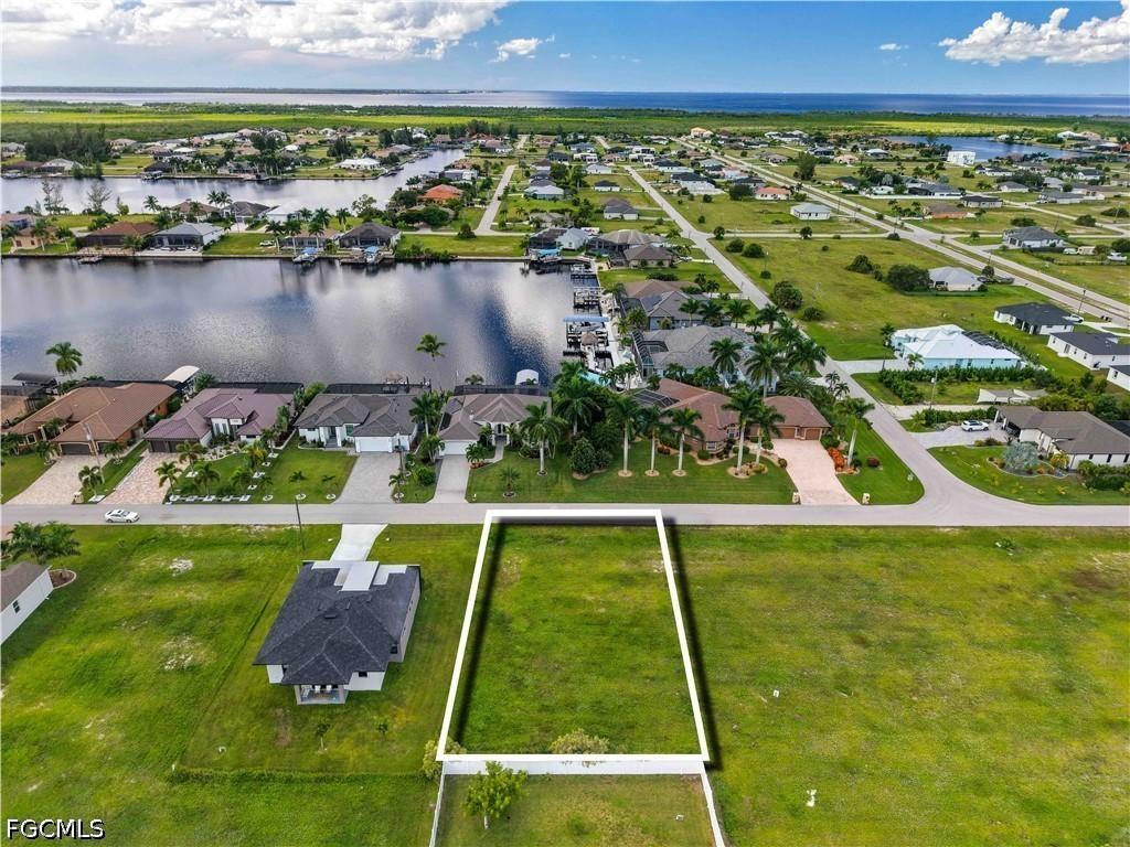 3105 NW 42nd Pl., Cape Coral, FL 33993
