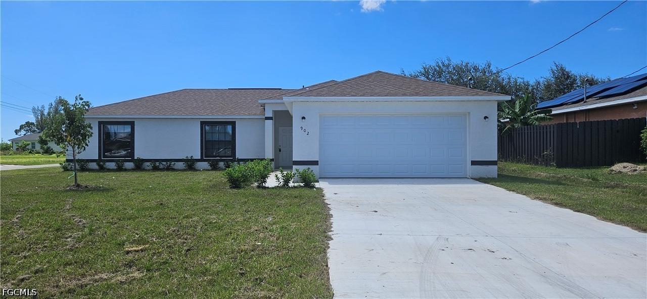902 NE 2nd Pl., Cape Coral, FL 33909