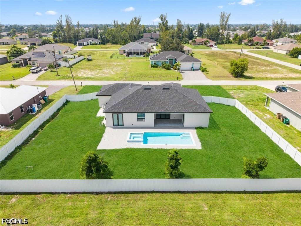 1835 NW 20th Pl., Cape Coral, FL 33993