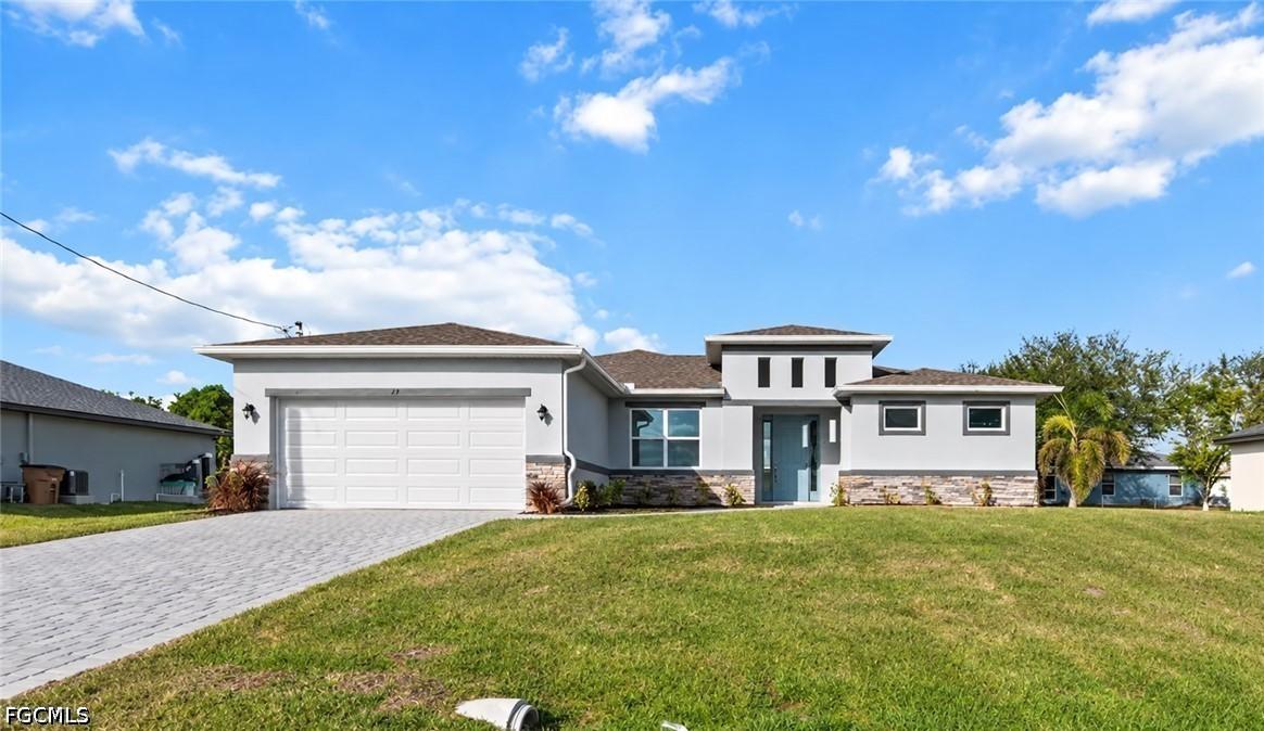 23 NW 24th Ter., Cape Coral, FL 33993