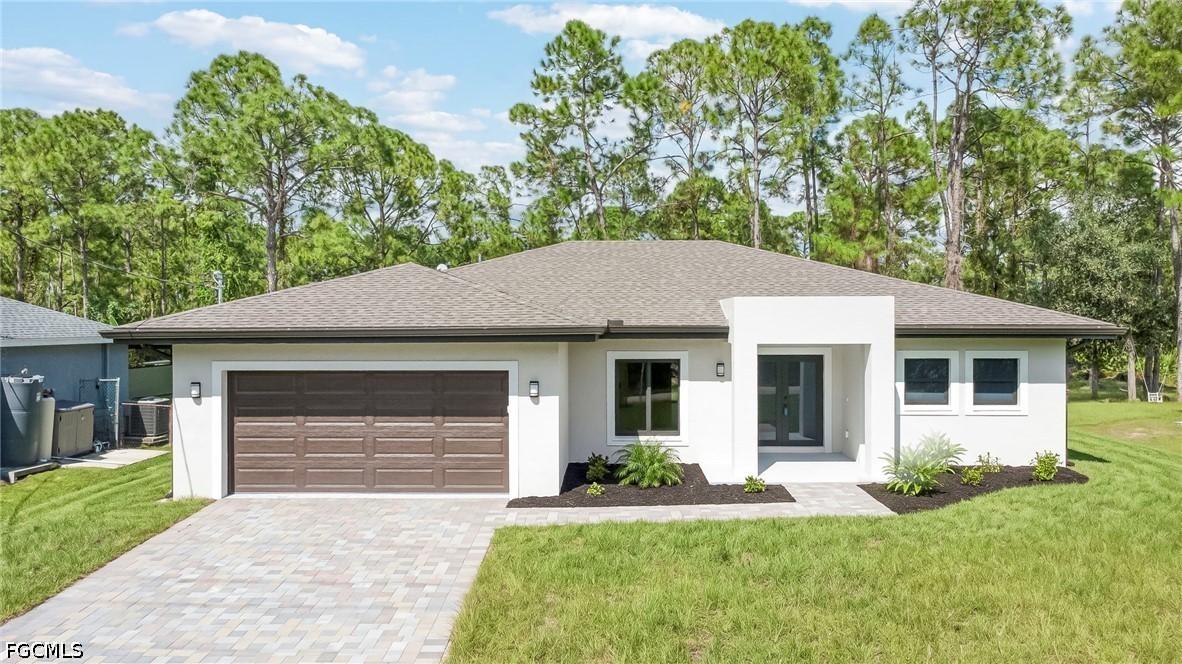 3111 Sunshine Blvd., Lehigh Acres, FL 33971