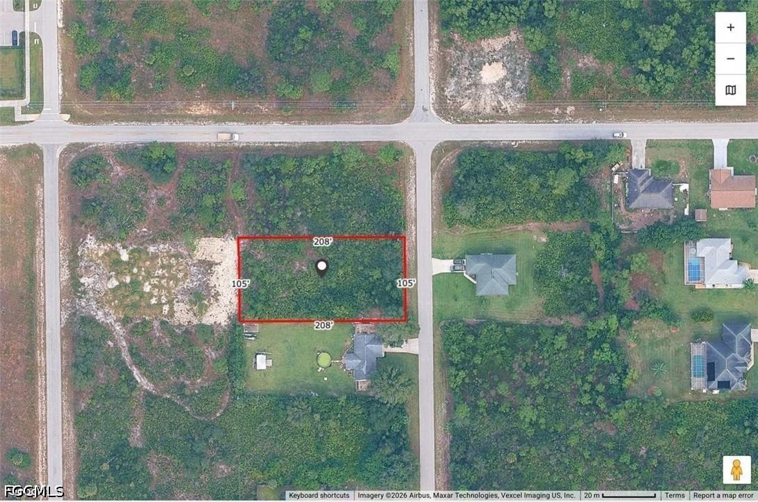 921 Robert Ave., Lehigh Acres, FL 33936